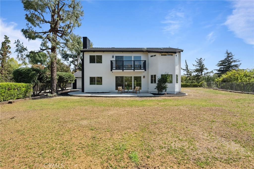 529 Manzanita Road Redlands, CA 92373 - Photo 24 of 64 a house view with swimming pool in front of it