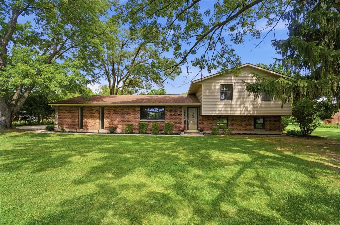 7655 Windham Road Tipp City, OH 45371 - Photo 2 of 61