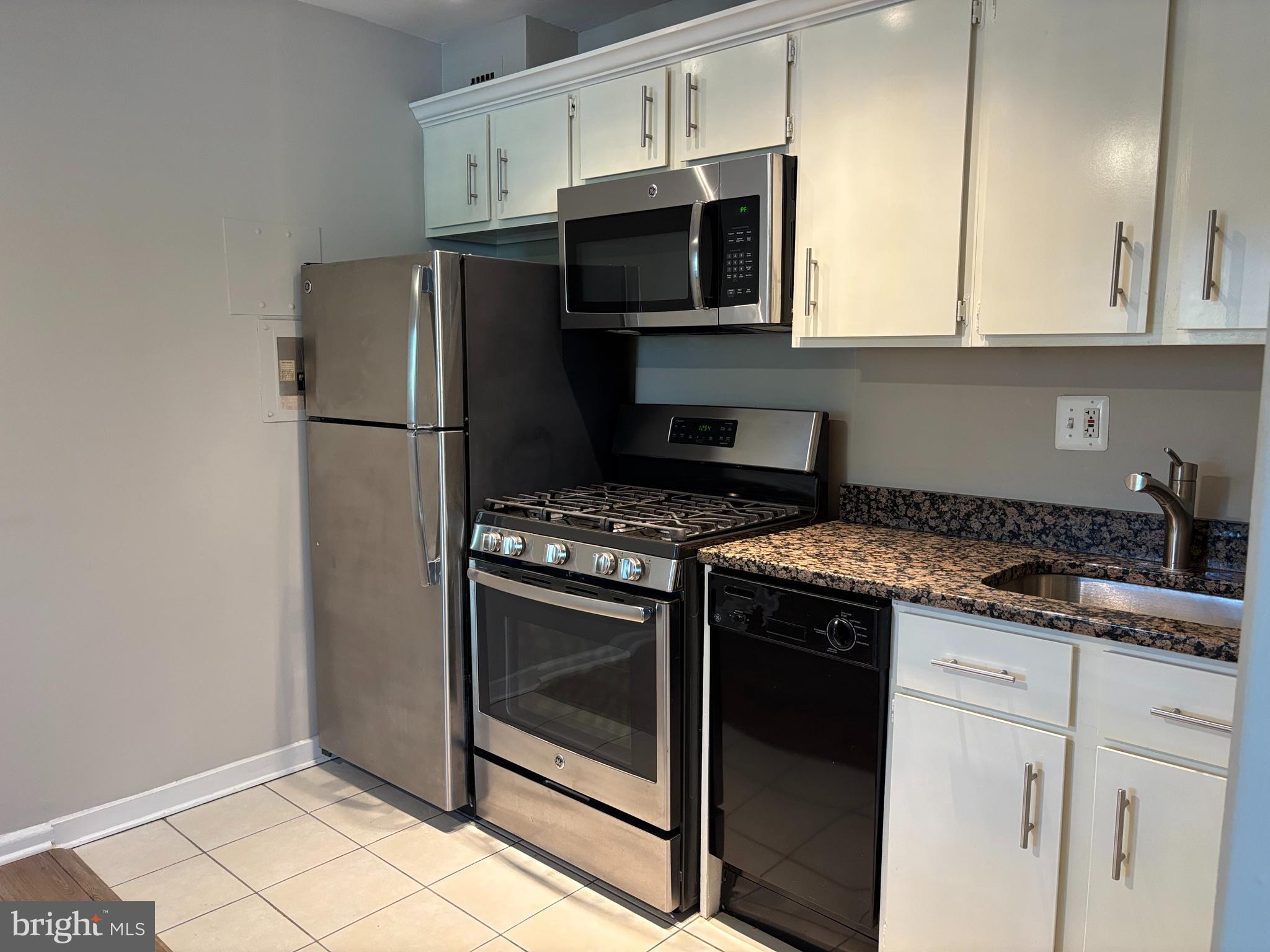 1300 South Arlington Ridge Road, Unit 316 Arlington, VA 22202 - Photo 9 of 22