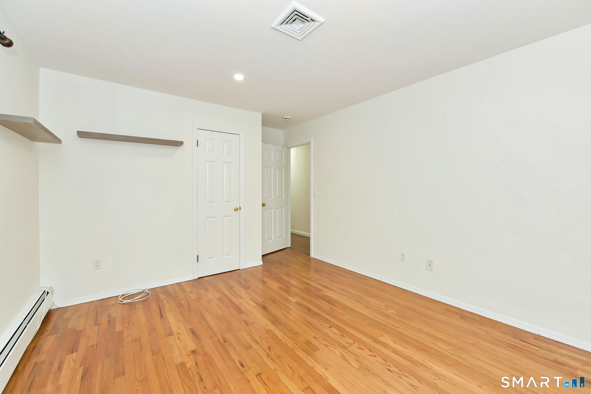 17 Grey Hollow Road Norwalk, CT 06850 - Photo 25 of 39