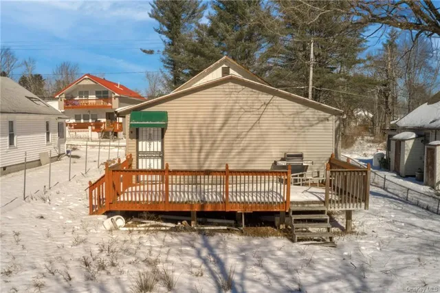 $1,950 | 10 Maple Avenue, Unit 1, Fallsburg, NY 12789