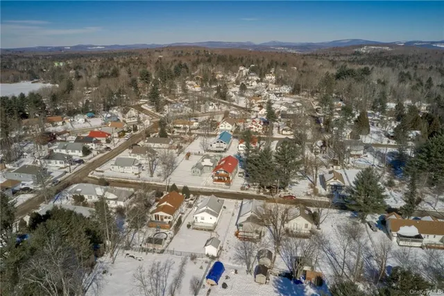 $1,950 | 10 Maple Avenue, Unit 1, Fallsburg, NY 12789