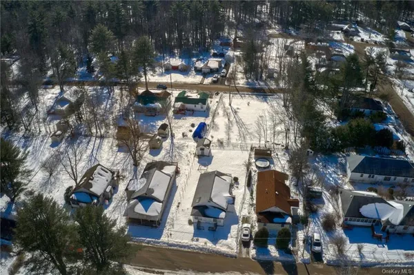 $1,950 | 10 Maple Avenue, Unit 1, Fallsburg, NY 12789