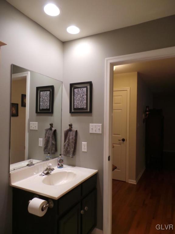 3690 Oakland Road Bethlehem, PA 18020 - Photo 22 of 42 Gallery Image 22