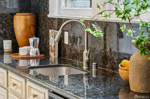 $995,000 | 619 28th Avenue, Unit 1, San Francisco, CA 94121