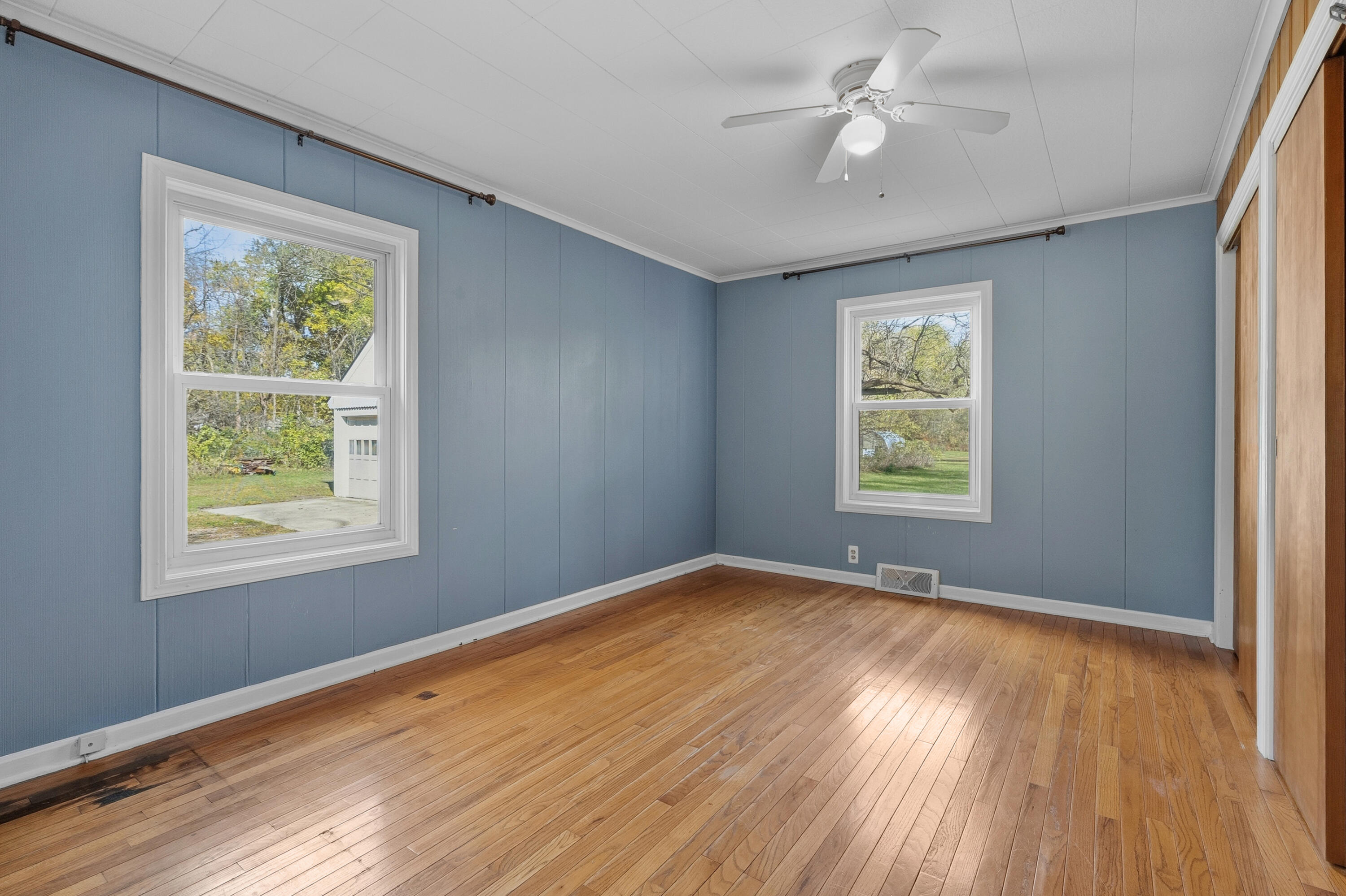 3822 Nazareth Road Kalamazoo, MI 49004 - Photo 17 of 38 Nazareth Rd 3822 Kalamazoo 49004-19