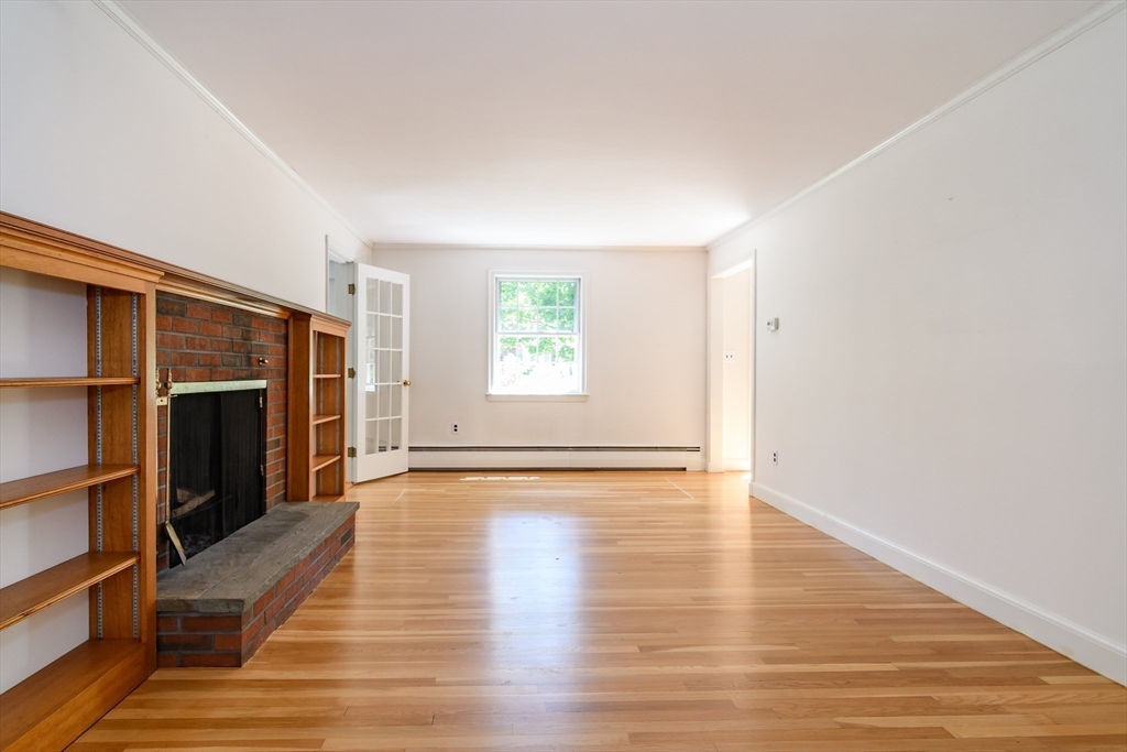 78 Lorraine Road Westwood, MA 02090 - Photo 6 of 34