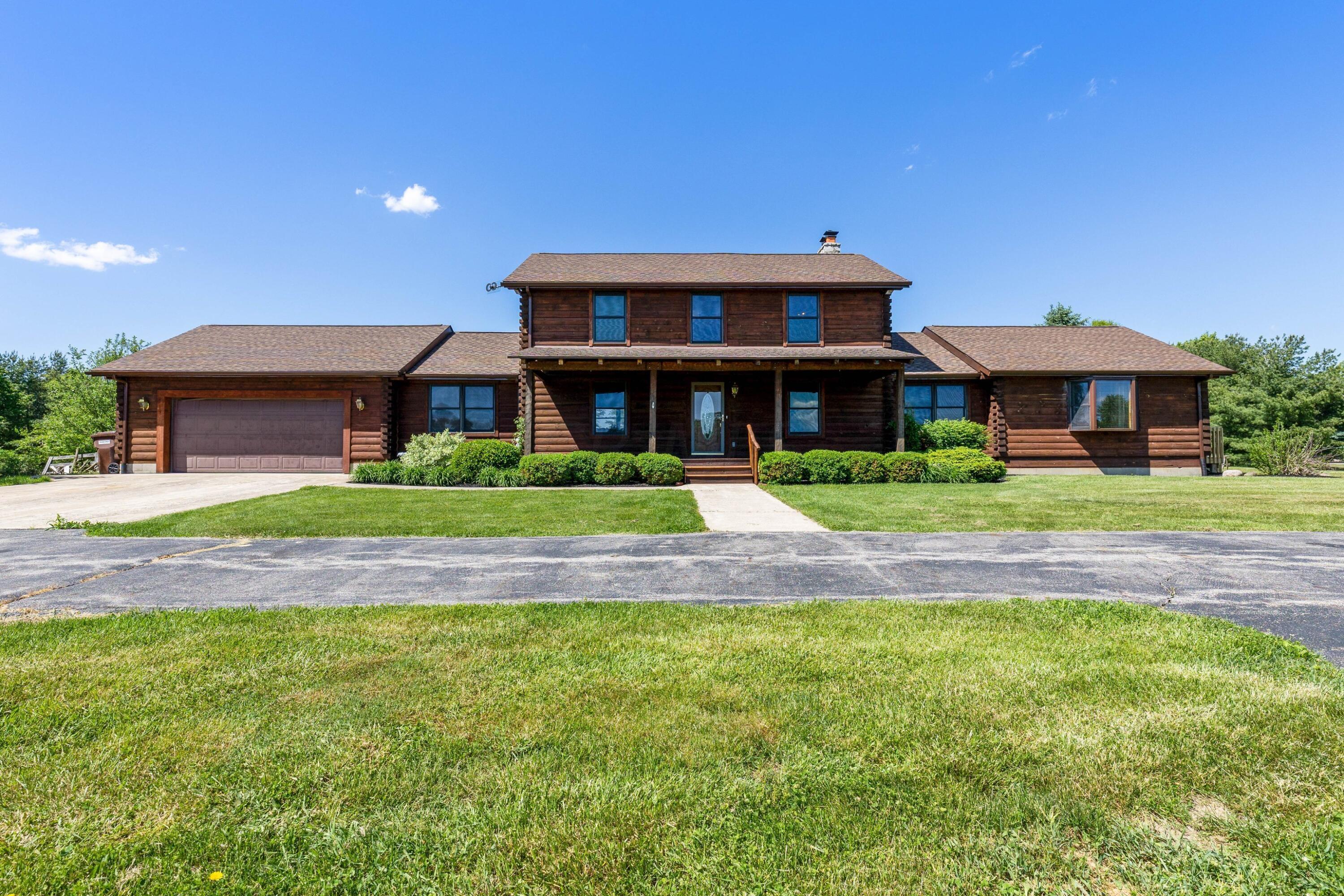 6305 Dustin Road Galena, OH 43021 - Photo 1 of 30 571A7912