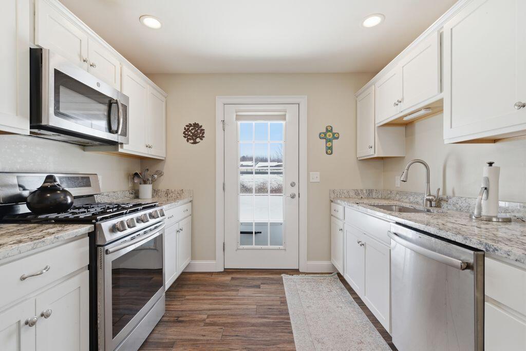 4 Blueberry Lane, Unit 4 Standish, ME 04084 - Photo 7 of 21 10_DSC07230