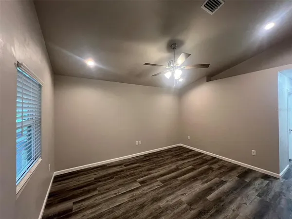 $1,750 | 23207 Northwest 179th Place, High Springs, FL 32643