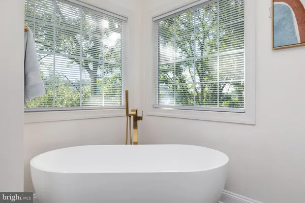 $574,900 | 514 Sleigh Drive, Cross Junction, VA 22625