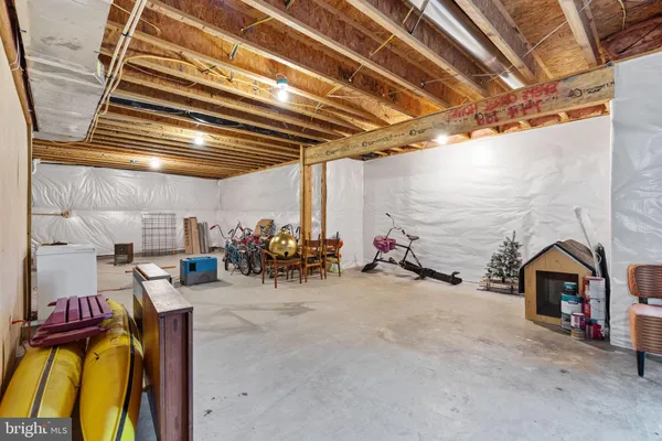 $574,900 | 514 Sleigh Drive, Cross Junction, VA 22625