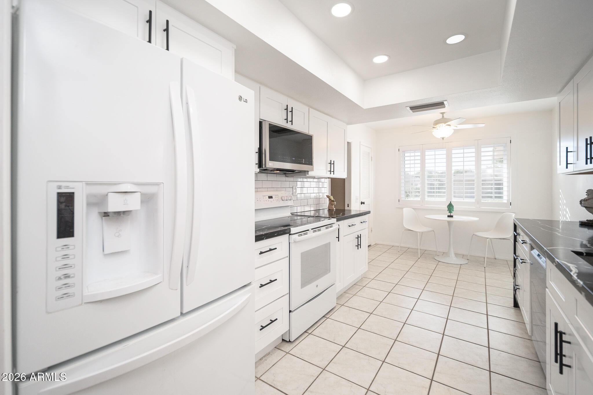 10004 West Pleasant Valley Road Sun City, AZ 85351 - Photo 15 of 57 12_KItchen_01