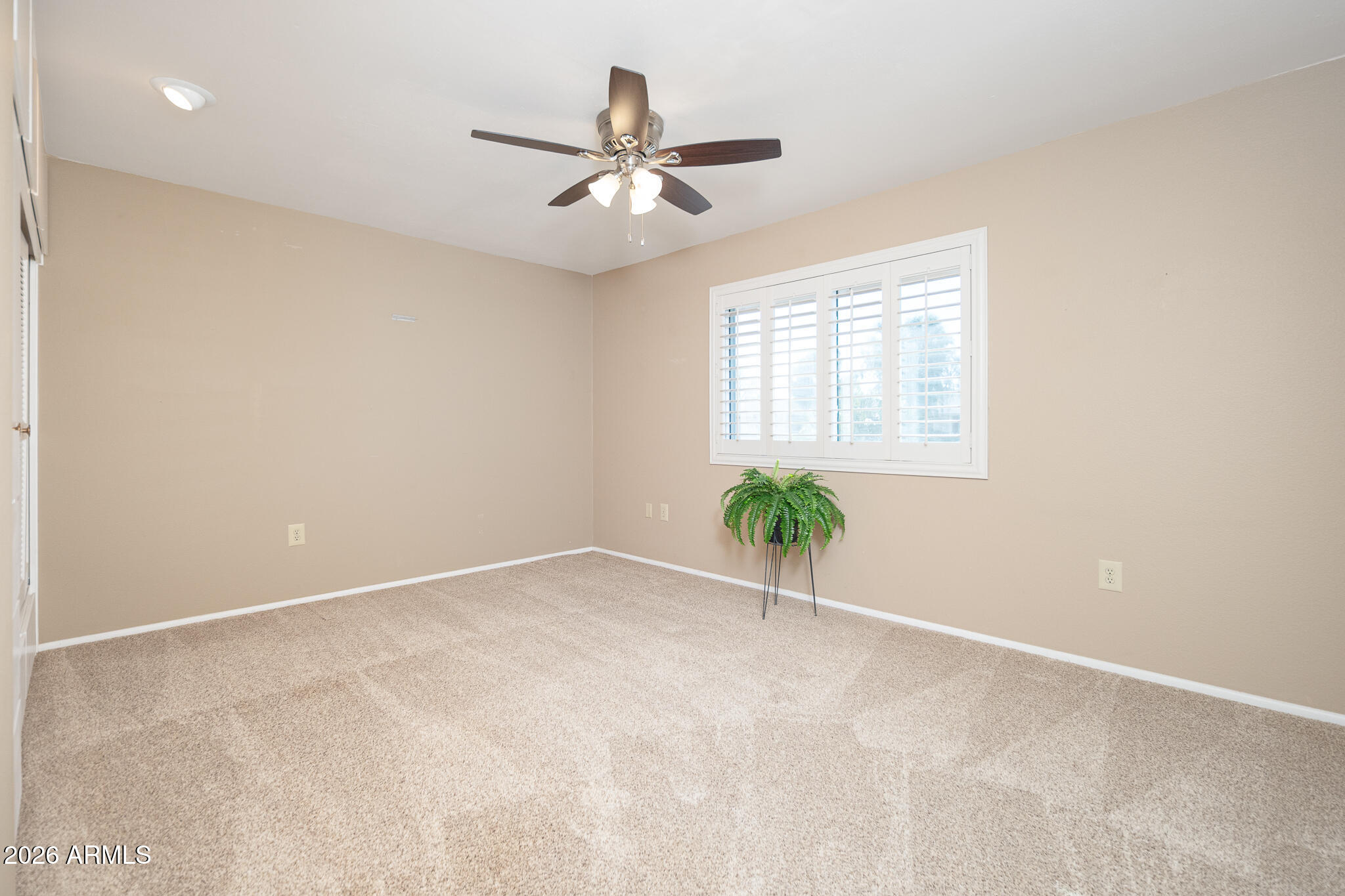 10004 West Pleasant Valley Road Sun City, AZ 85351 - Photo 32 of 57 29_Bed2_01