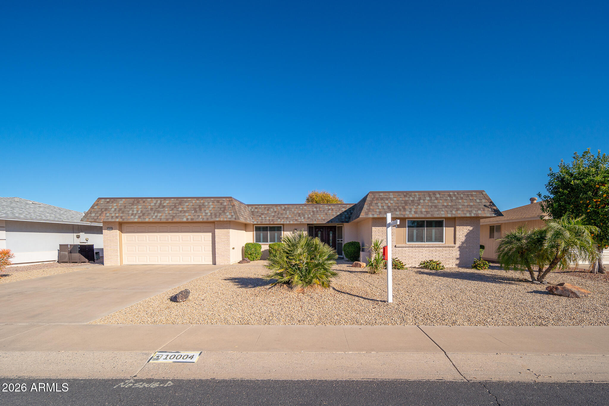 10004 West Pleasant Valley Road Sun City, AZ 85351 - Photo 6 of 57 04_Front_03