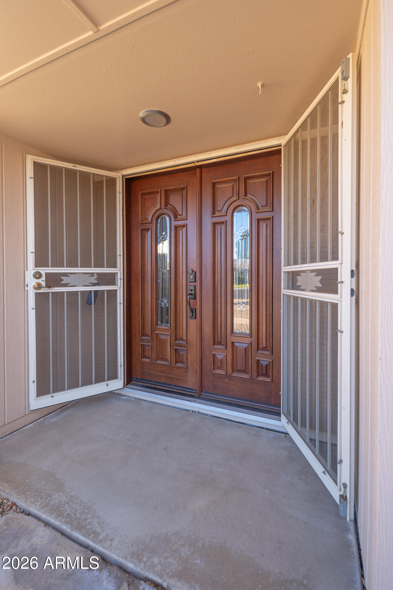 10004 West Pleasant Valley Road Sun City, AZ 85351 - Photo 9 of 57 06_Front_05