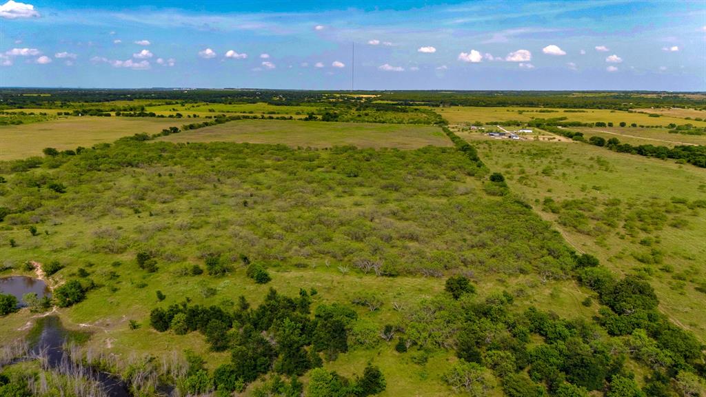 281 St Perrin Tx 76486 Perrin, TX 76486 - Photo 8 of 31 a view of an ocean from a yard