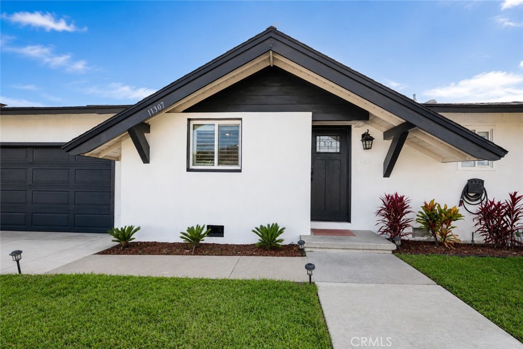 11307 Jane Way Stanton, CA 90680 - Photo 2 of 50