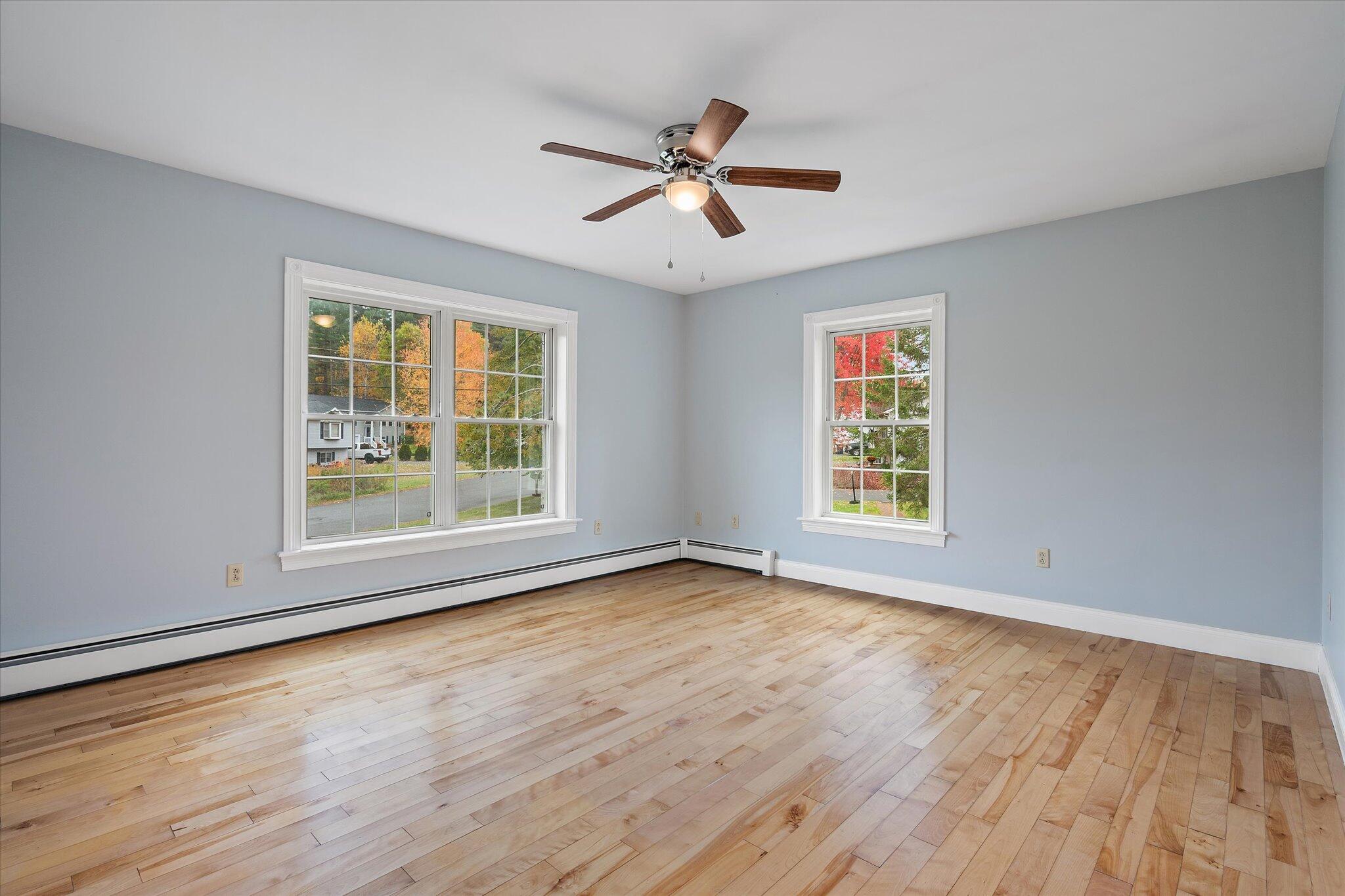21 Yankee Avenue Bangor, ME 04401 - Photo 13 of 39 13-Family Room