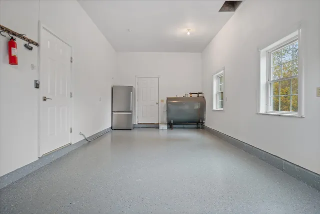 $369,900 | 21 Yankee Avenue, Bangor, ME 04401