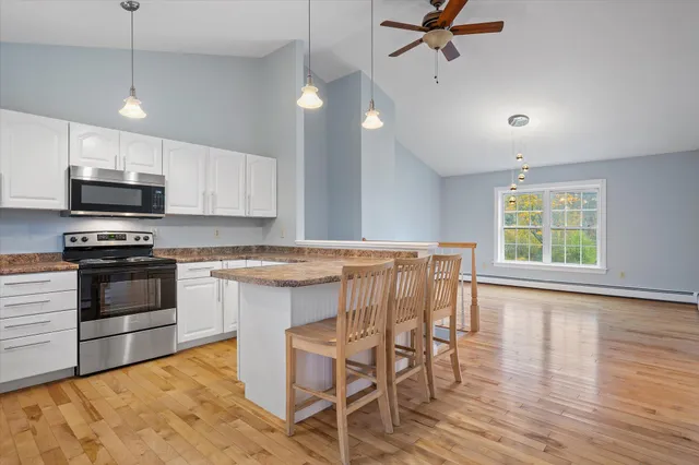 $369,900 | 21 Yankee Avenue, Bangor, ME 04401