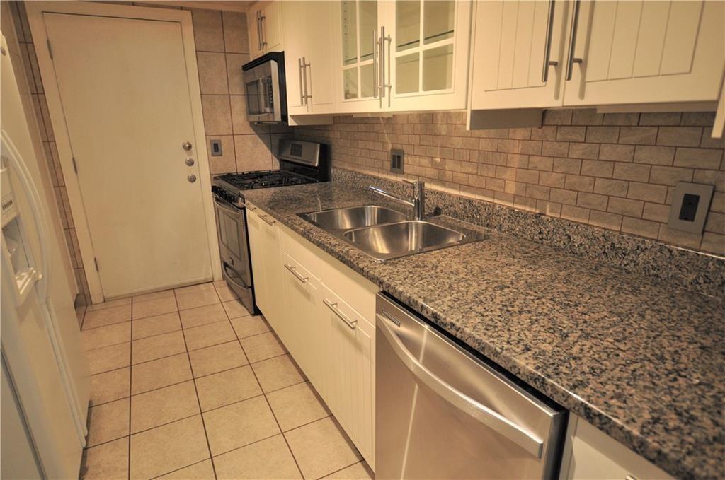 6851 Roswell Road, Unit D10 Atlanta, GA 30328 - Photo 11 of 34