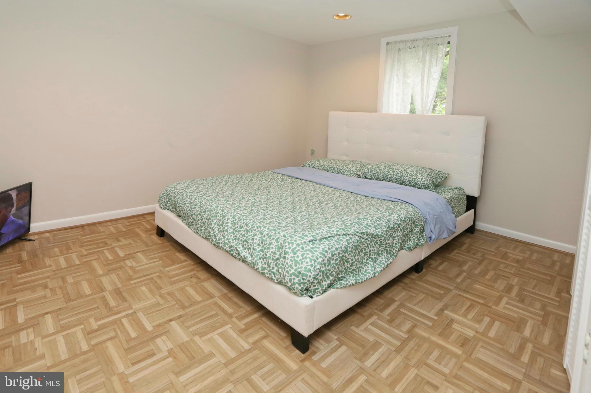 2607 Soapstone Drive Reston, VA 20191 - Photo 27 of 43 Gallery Image 27