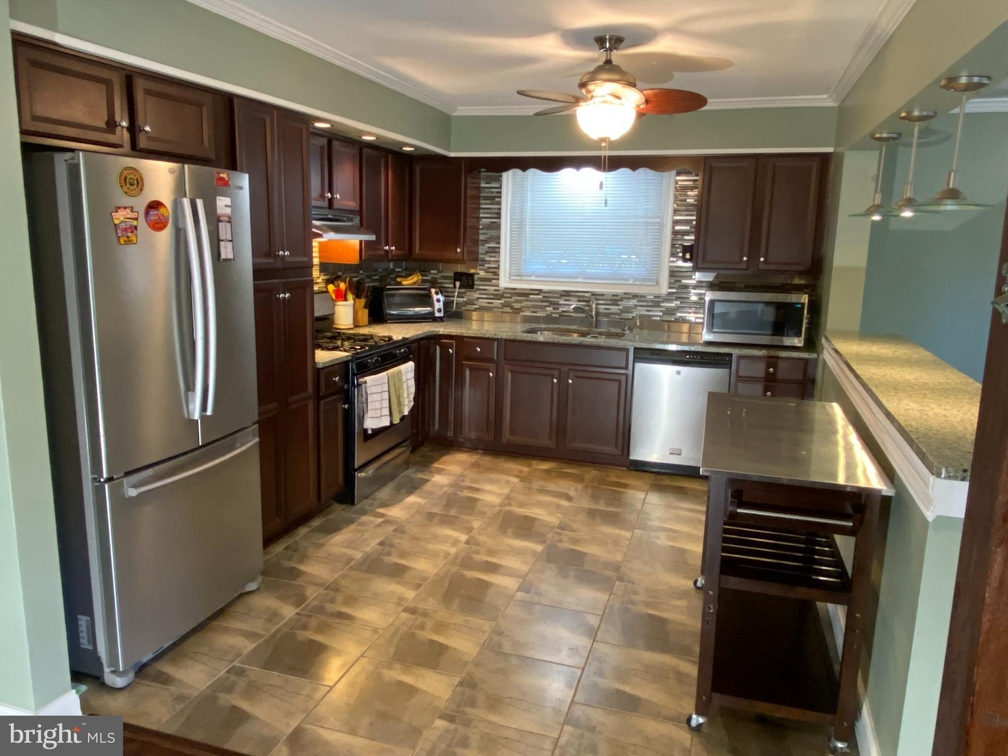 1165 Chesworth Road Philadelphia, PA 19115 - Photo 24 of 59