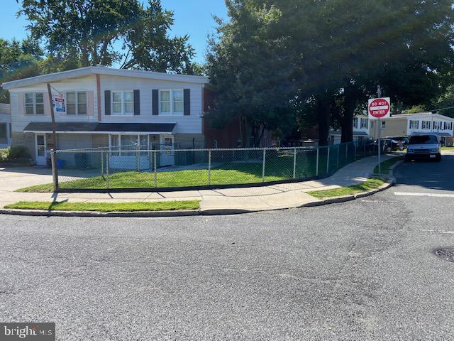 1165 Chesworth Road Philadelphia, PA 19115 - Photo 4 of 59