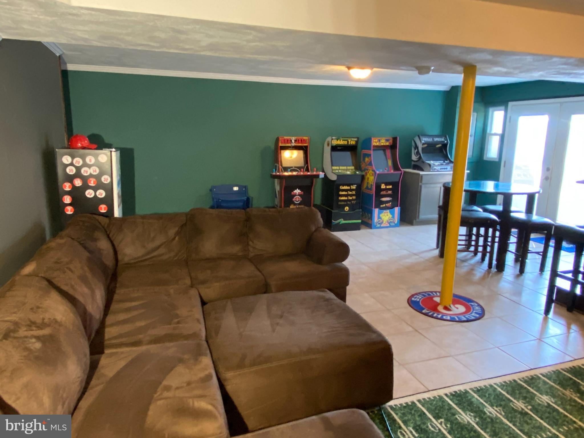 1165 Chesworth Road Philadelphia, PA 19115 - Photo 47 of 59