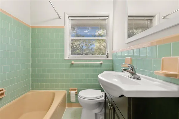 $2,495 | 3085 Savannah Highway, Charleston, SC 29414