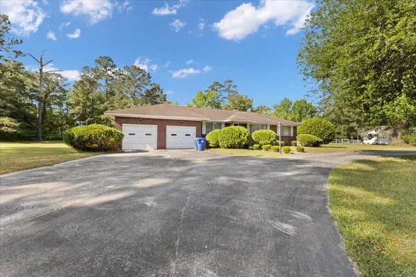 $2,495 | 3085 Savannah Highway, Charleston, SC 29414