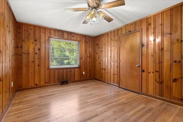 $2,595 | 3085 Savannah Highway, Charleston, SC 29414