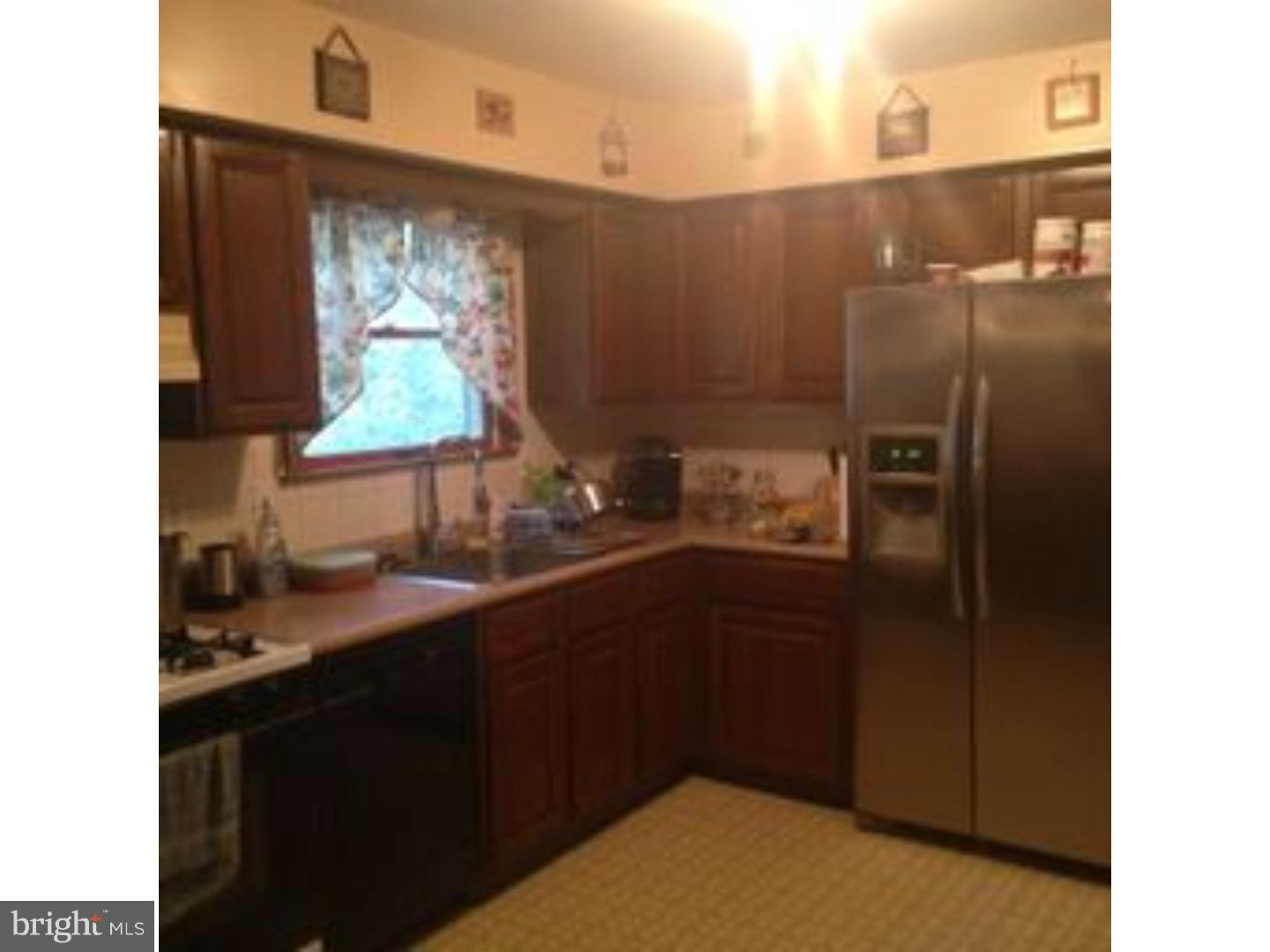 45 Winfield Road Sicklerville, NJ 08081 - Photo 4 of 11