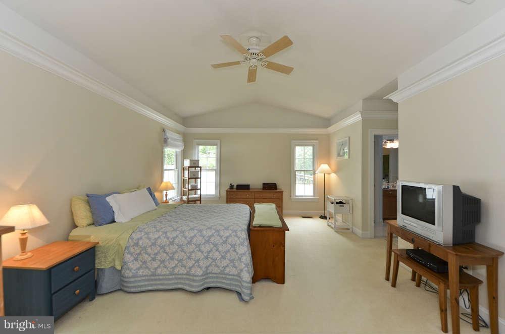 15722 Brandywine Road Dumfries, VA 22025 - Photo 14 of 30 Bath Master