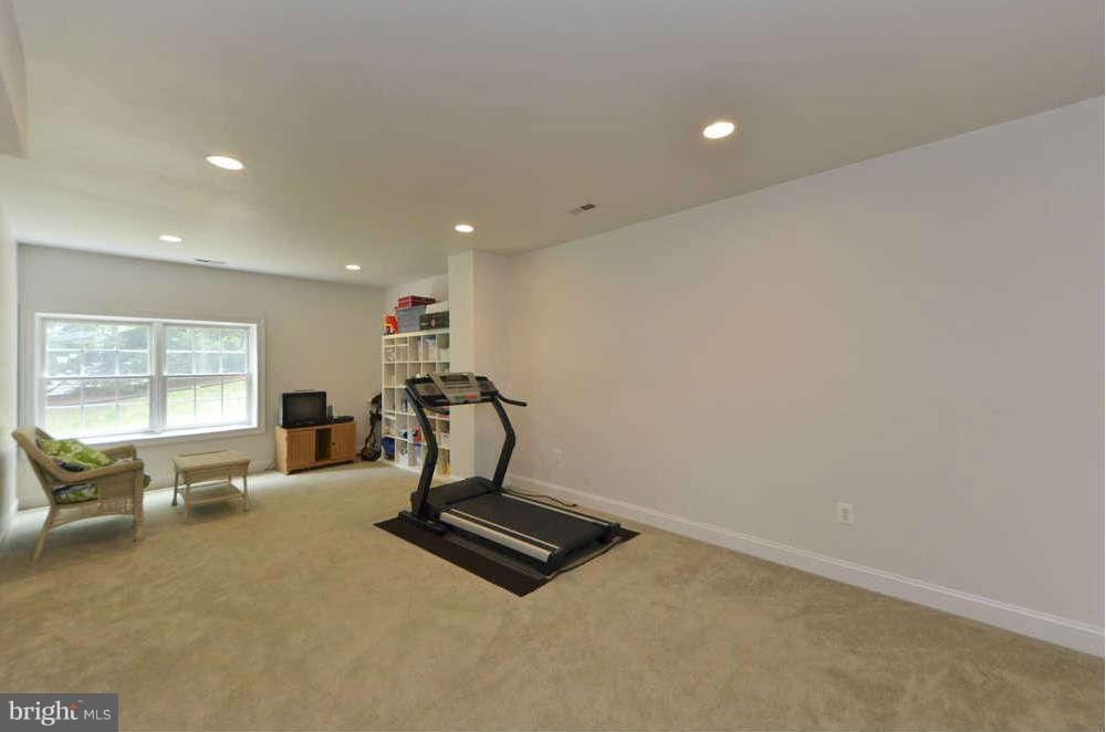 15722 Brandywine Road Dumfries, VA 22025 - Photo 20 of 30 Bedroom