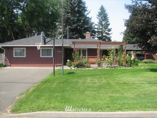 1303 Radio Road Ellensburg, WA 98926 - Photo 1 of 25