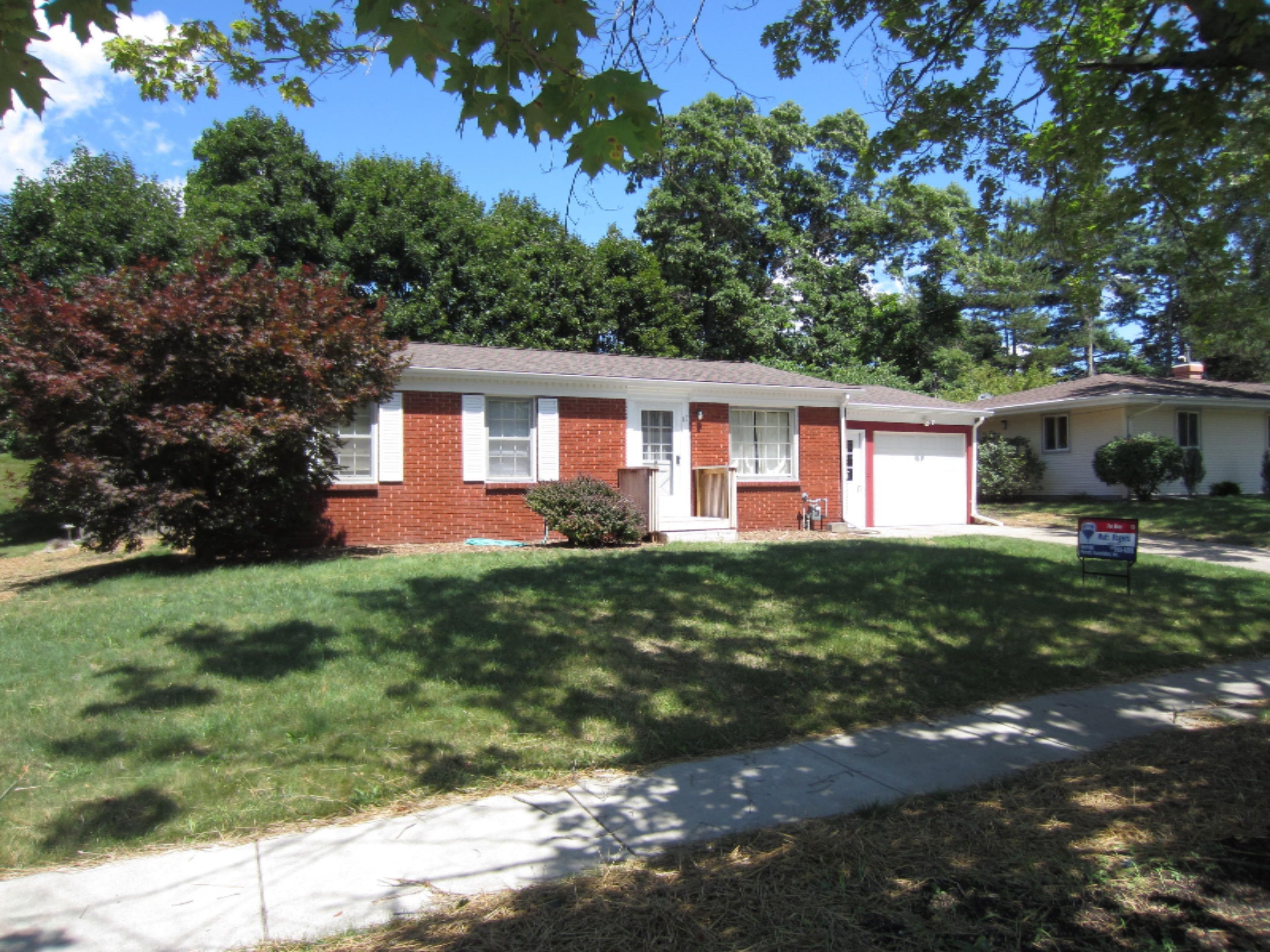 15 Heather Ridge Road Battle Creek, MI 49017 - Photo 2 of 18 2