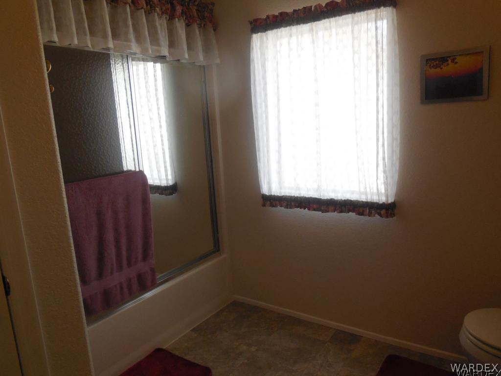 2409 View Point Road Fort Mohave, AZ 86426 - Photo 11 of 24 tubshower master bath