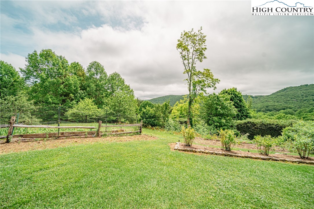 160 Wildwood Run Road Banner Elk, NC 28604 - Photo 42 of 44 Gallery Image 42