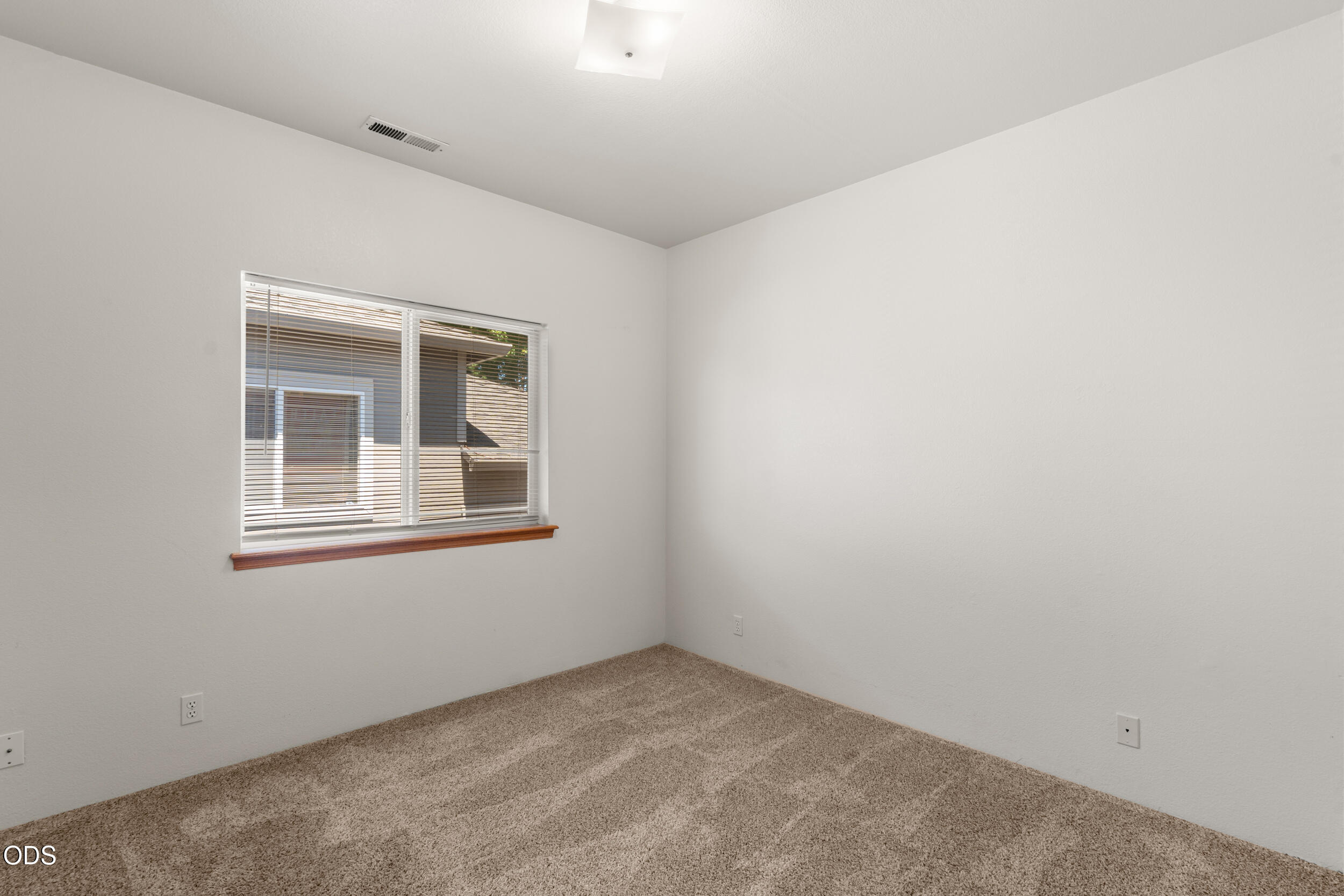 1207 Springbrook Road Medford, OR 97504 - Photo 20 of 25