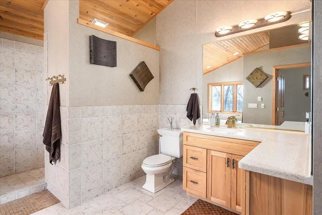 $790,000 | N8718 County Road VV, Farmington, WI 54644