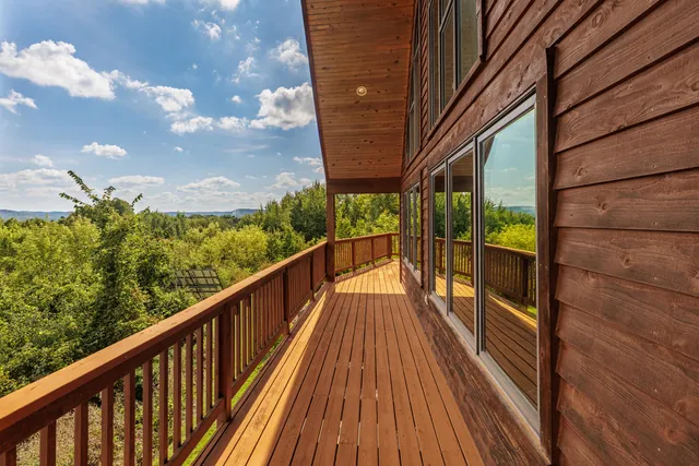 $790,000 | N8718 County Road VV, Farmington, WI 54644