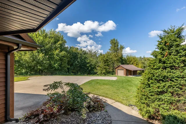 $790,000 | N8718 County Road VV, Farmington, WI 54644