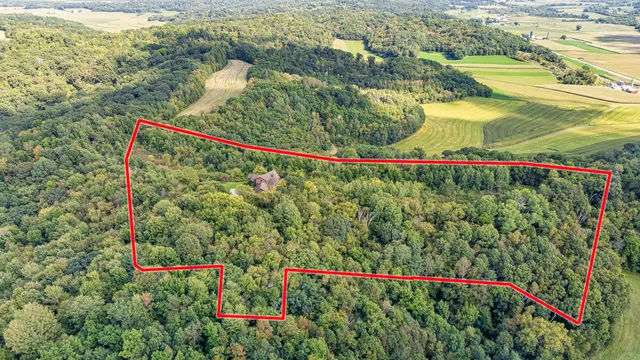 $790,000 | N8718 County Road VV, Farmington, WI 54644