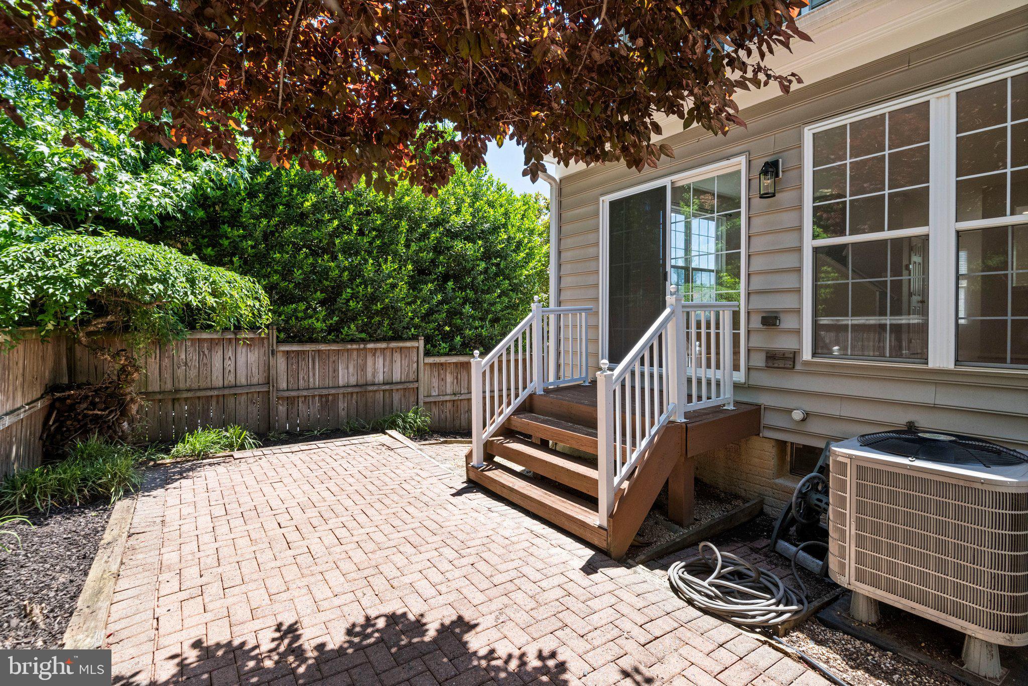 11482 Heritage Commons Way Reston, VA 20194 - Photo 27 of 31 Charming patio