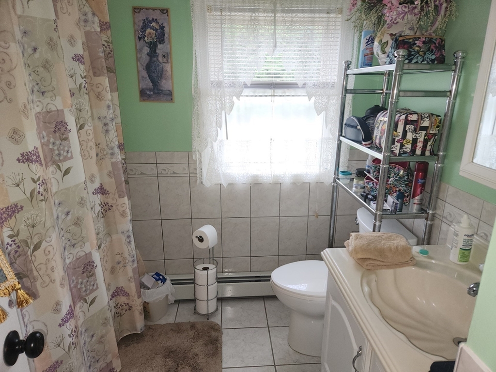 150 Butler Street Somerset, MA 02725 - Photo 11 of 22 Gallery Image 11