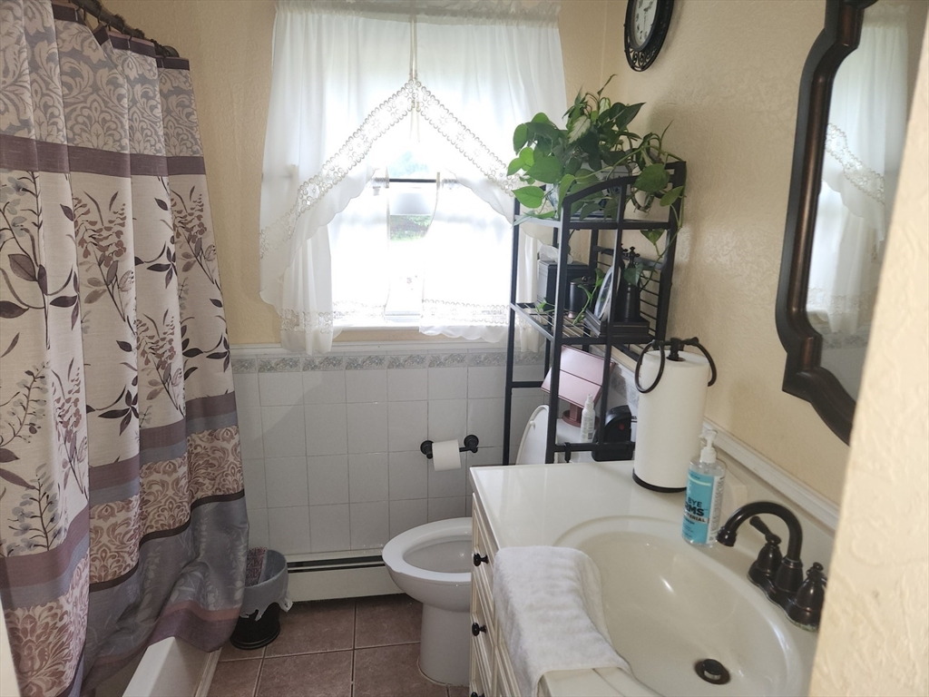 150 Butler Street Somerset, MA 02725 - Photo 6 of 22 Gallery Image 6