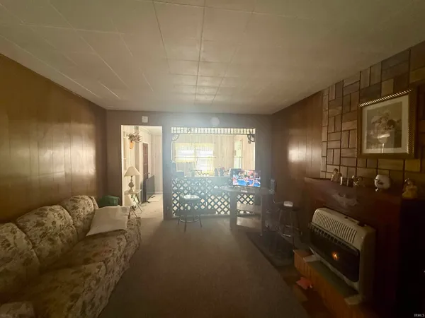 $128,000 | 807 Upper Circle Dr Shoals, Shoals, IN 47581