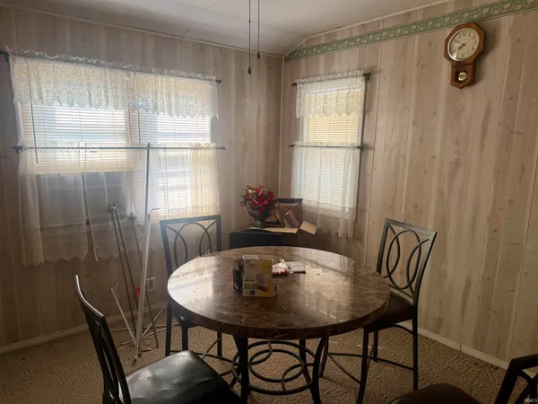 $128,000 | 807 Upper Circle Dr Shoals, Shoals, IN 47581